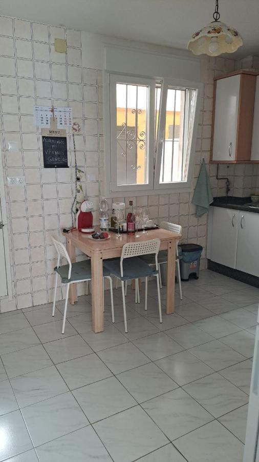 Casa Santo A 2 Minutos De La Playa A Pie Y Parking Gratuito Apartamento La Cala Del Moral Exterior foto